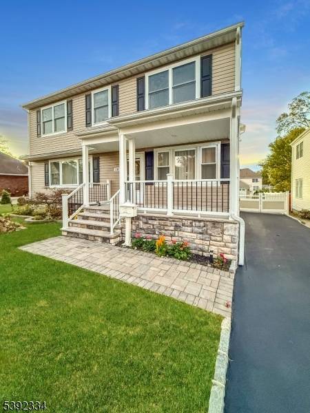 Spacious 5 bedroom, 3 bathroom colonial available for rent.