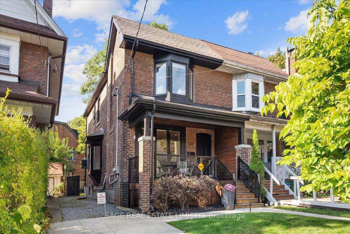 Theres a certain calm that lives on Beech Ave, where the canopy stretches high overhead and the street drifts naturally toward the lake.