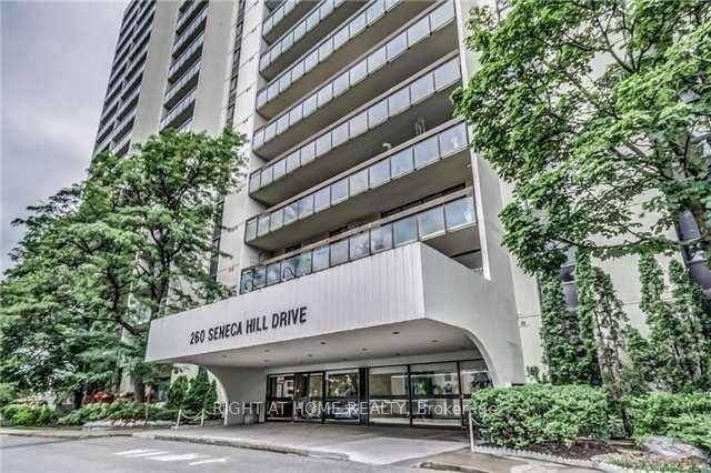 Exceptional Opportunity in a Sought After Family Neighbourhood !