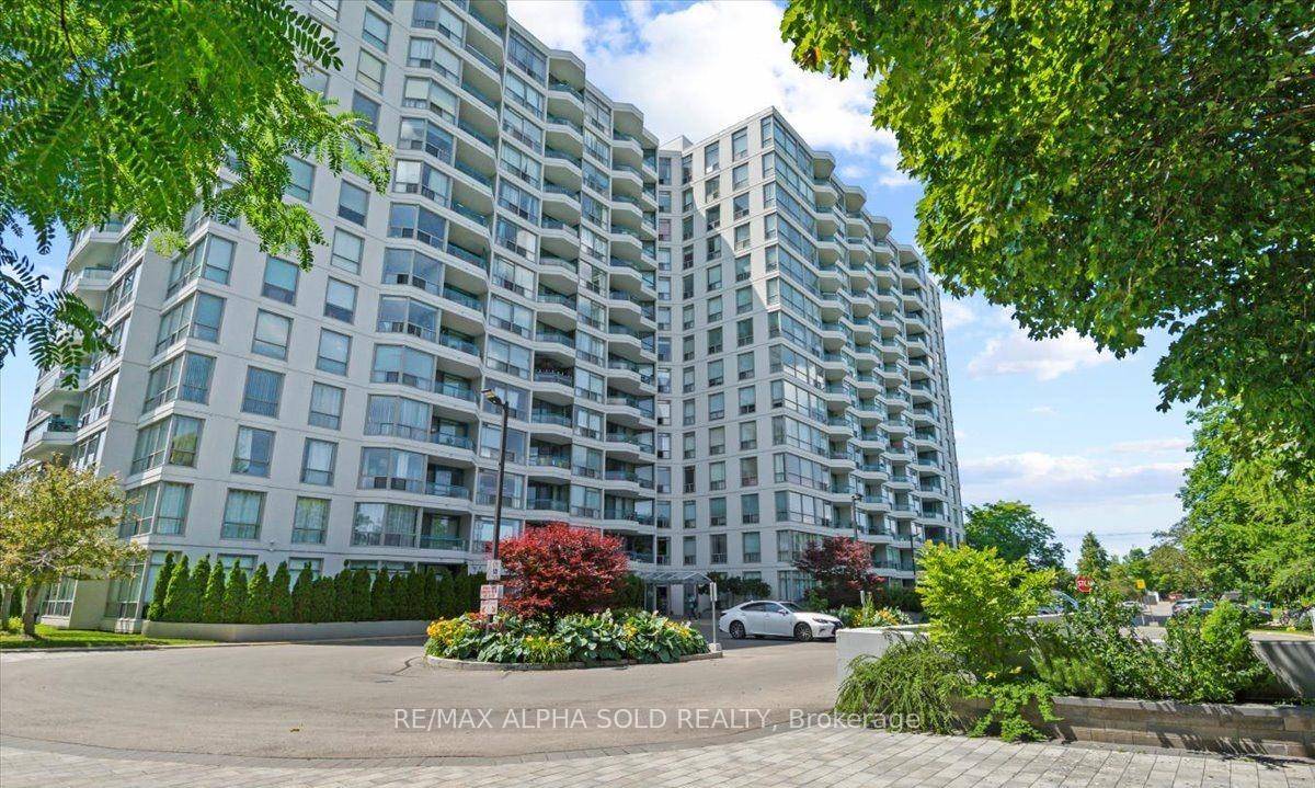 Perfect unit for rent ! Bright And Spacious Condo Close To All Amenities Apprx 1387Sq Ft Of Luxury !