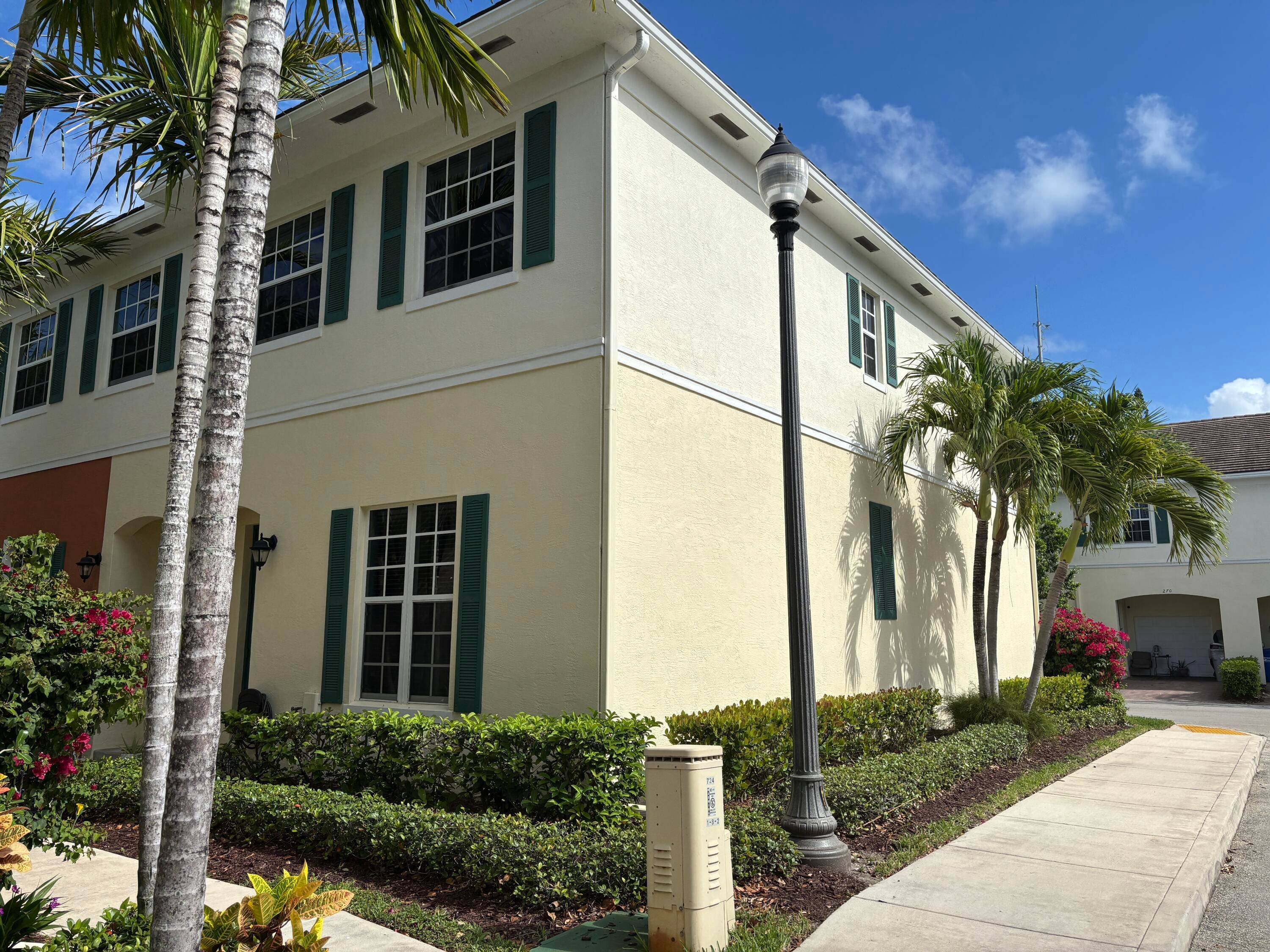 Beautiful 2 story townhome in sought after community of Orchid Grove !