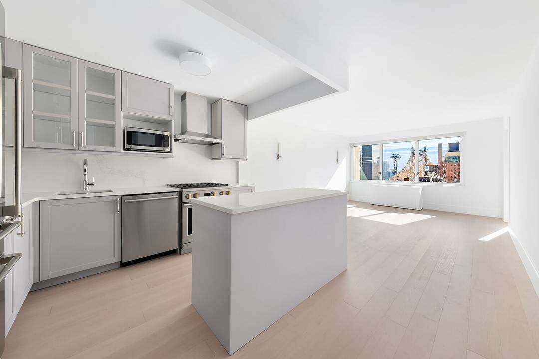 No Board Approval Sponsor Unit in Fully Renovated, Turnkey Condition Apartment 1207 at The Landmark, 300 East 59th Street, is a rare sponsor unit meaning no board approval is needed, ...