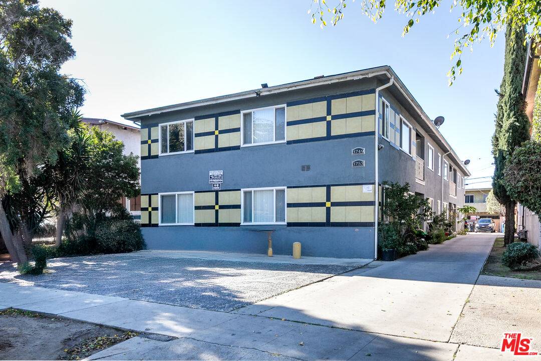 3749 Westwood Blvd 13BR La