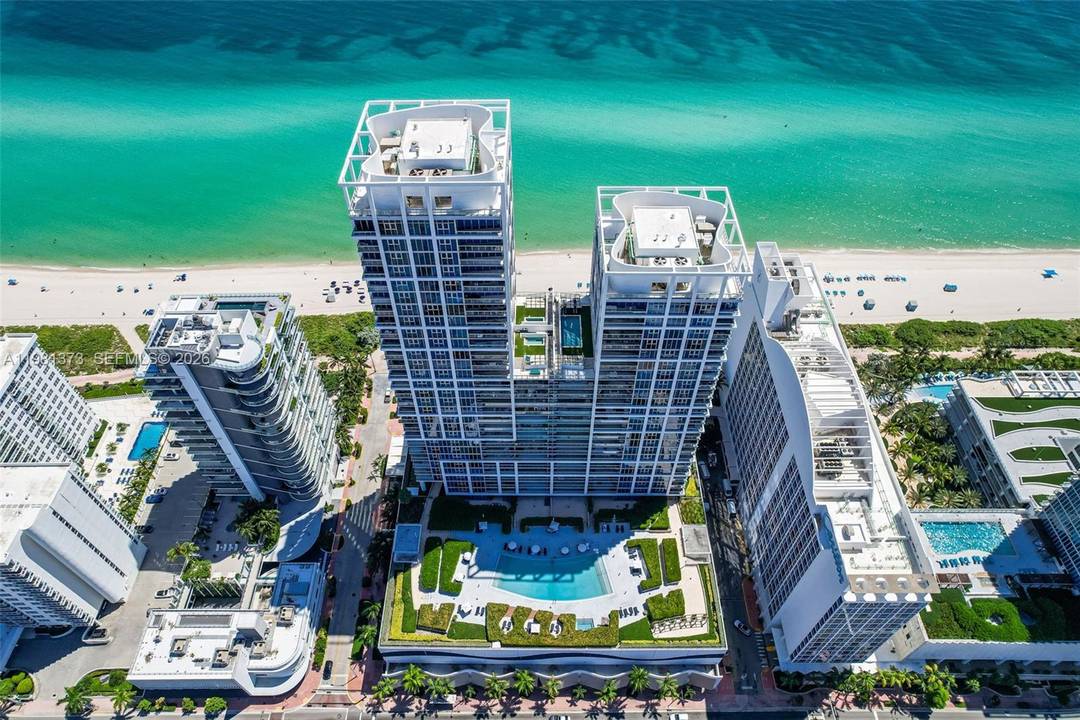 Enjoy luxury coastal living in this spacious 3 bedroom, 3 bathroom flow through residence at Miami Beach s premier wellness resort.