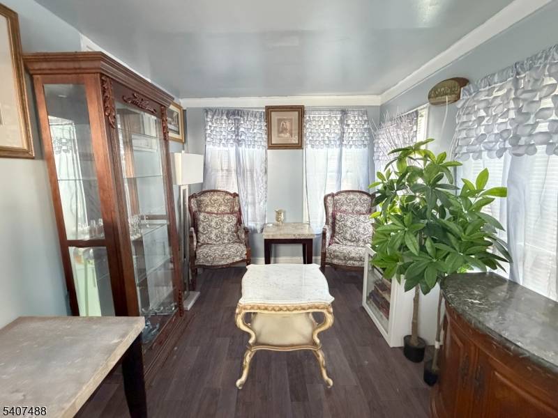 Spacious one family home located in the heart of Union.