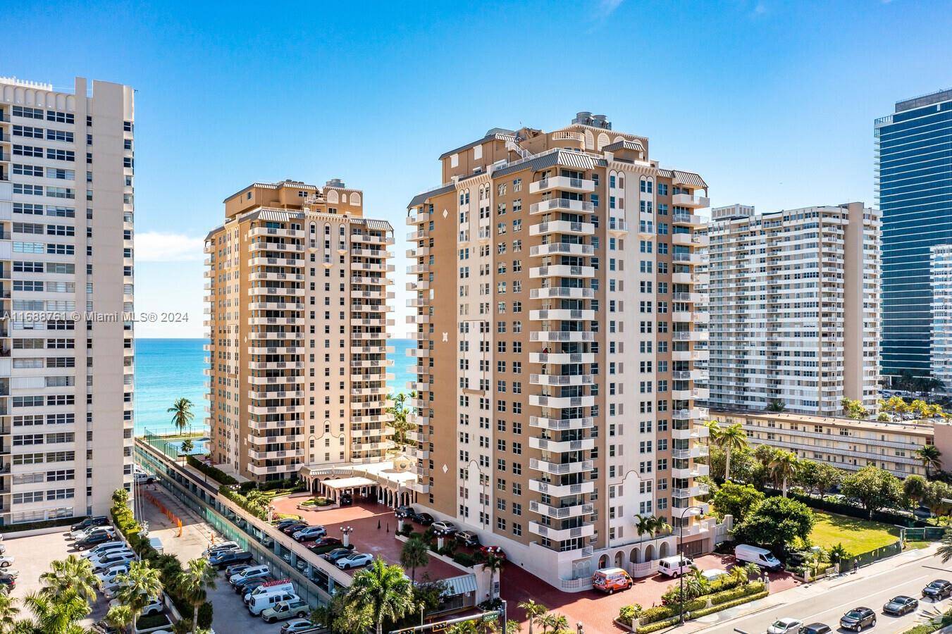 Beautiful 2 bedrooms 2 full bathrooms condo with a wraparound balcony.