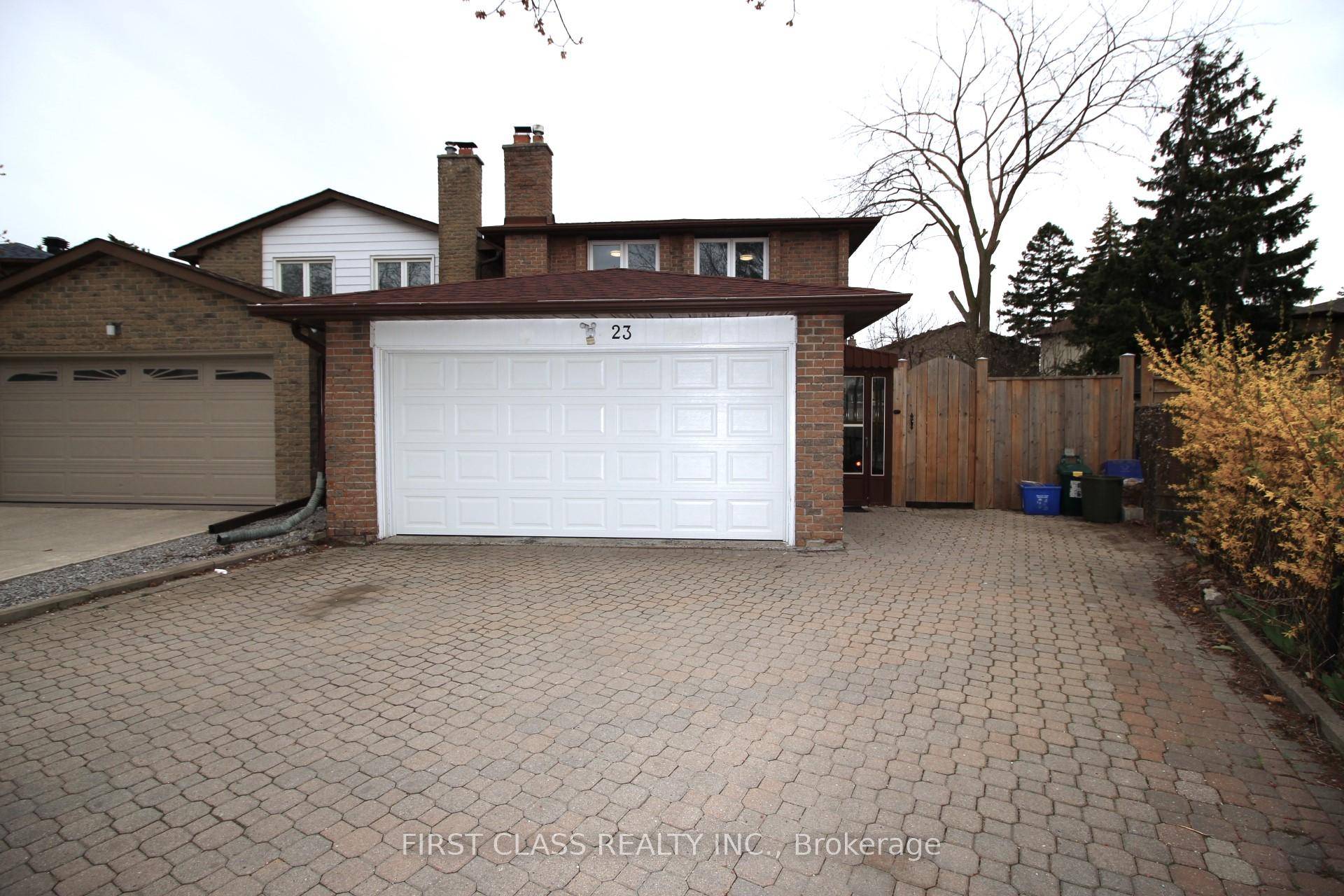Charming link detached house with double garage in highly demanded area.