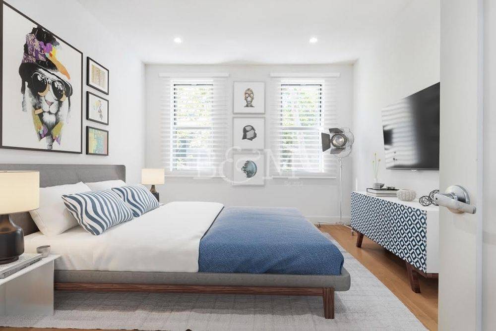 OUR OPINION This renovated apartment features recessed lighting, tall ceilings, up to date finishes, a modern kitchen and skylights.