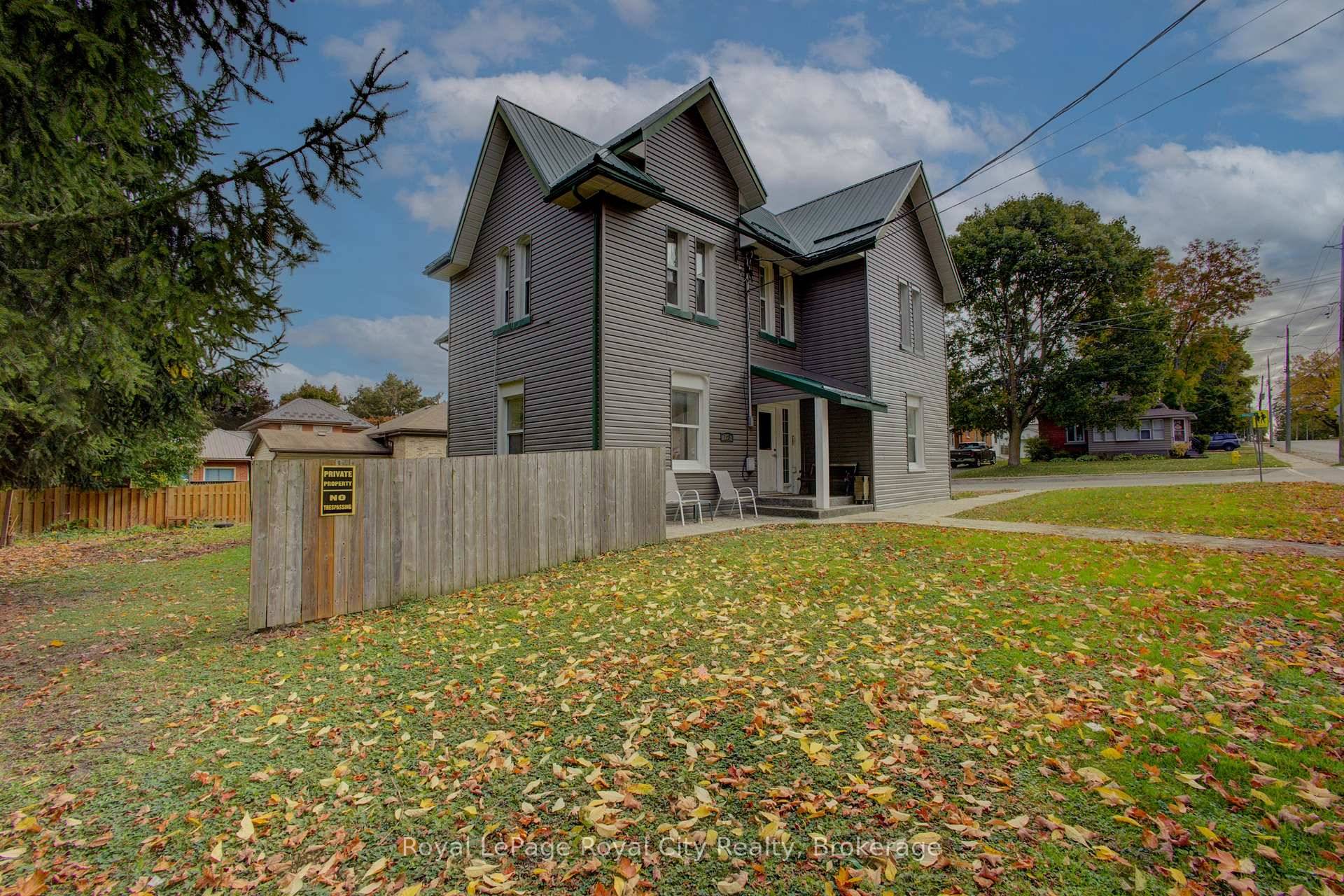 INVESTMENT OPPORTUNITY Prime 4 Plex in thriving Wingham, Ontario !