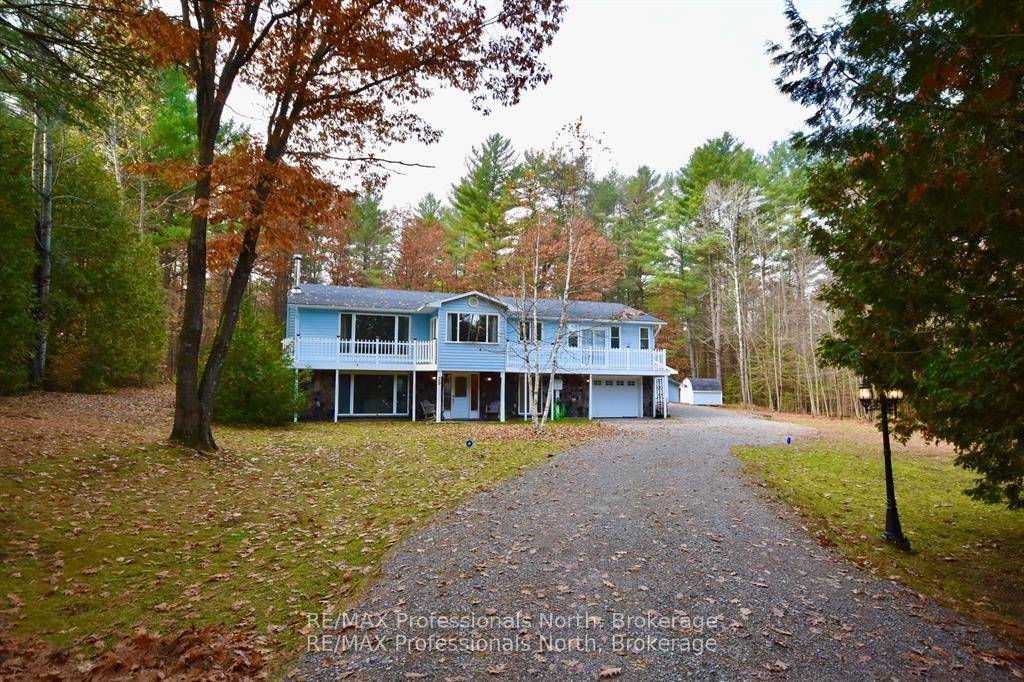Welcome to this beautiful private home located on a serene, tree lined property, designed for those who love the charm of Muskoka living with the ease of modern amenities.