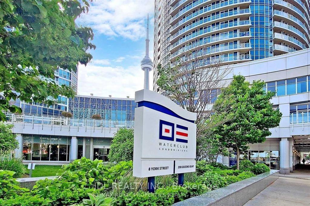 Bright and spacious 1 bedroom Waterclub condo located at the heart of Toronto Harbourfront with floor to ceiling southeast facing windows overlooking picturesque Love Park and the harbour, open concept ...