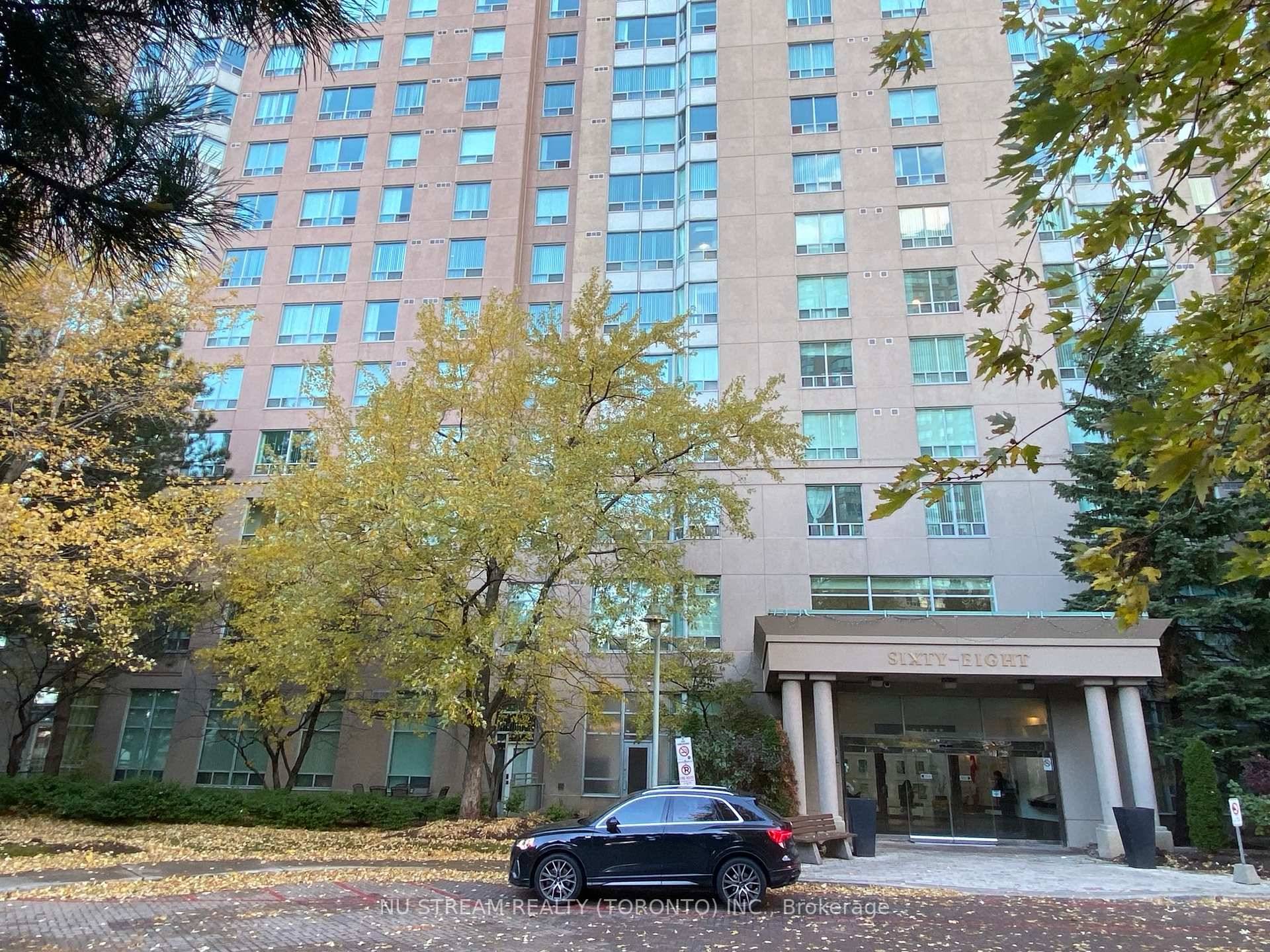 Welcome to this Tridel Luxury Condo, well designed 2 1 bedroom suite featuring a spacious solarium that can be used as a third room, home office, or cozy relaxation area, ...