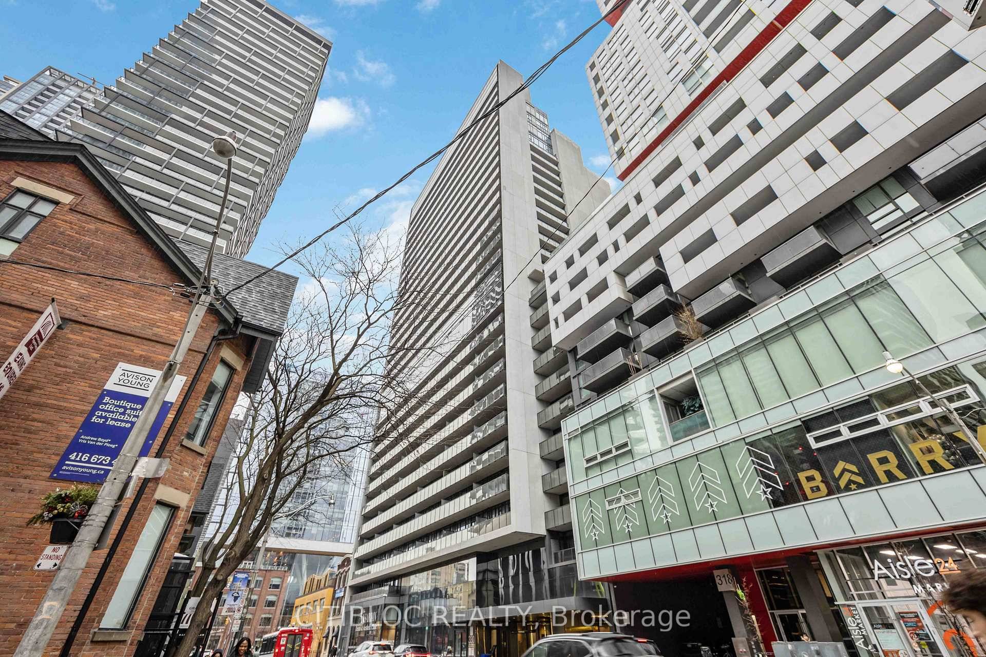 Beautiful And Bright 2 Bedroom 2 Baths 721 Sq.