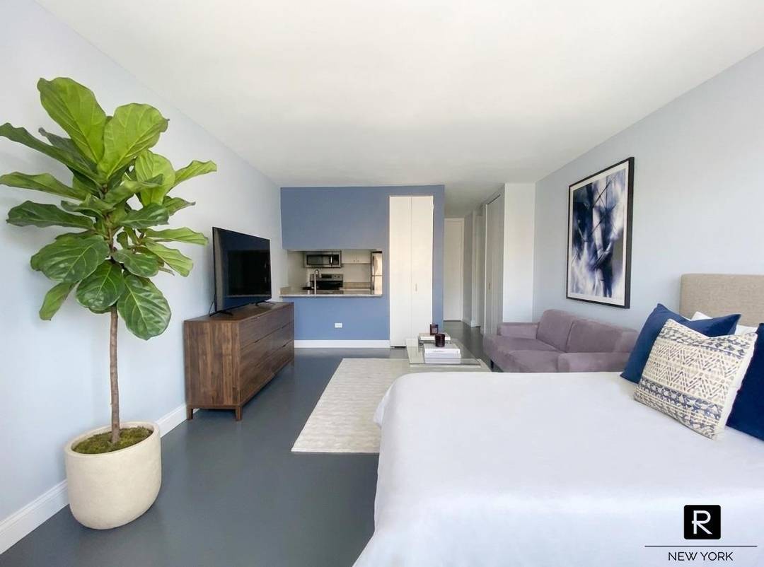 I invite you to text or email me for a VIP showing with Seller's Agent and the Residences at Worldwide Plaza s Resident Broker and Building Specialist who will guided ...