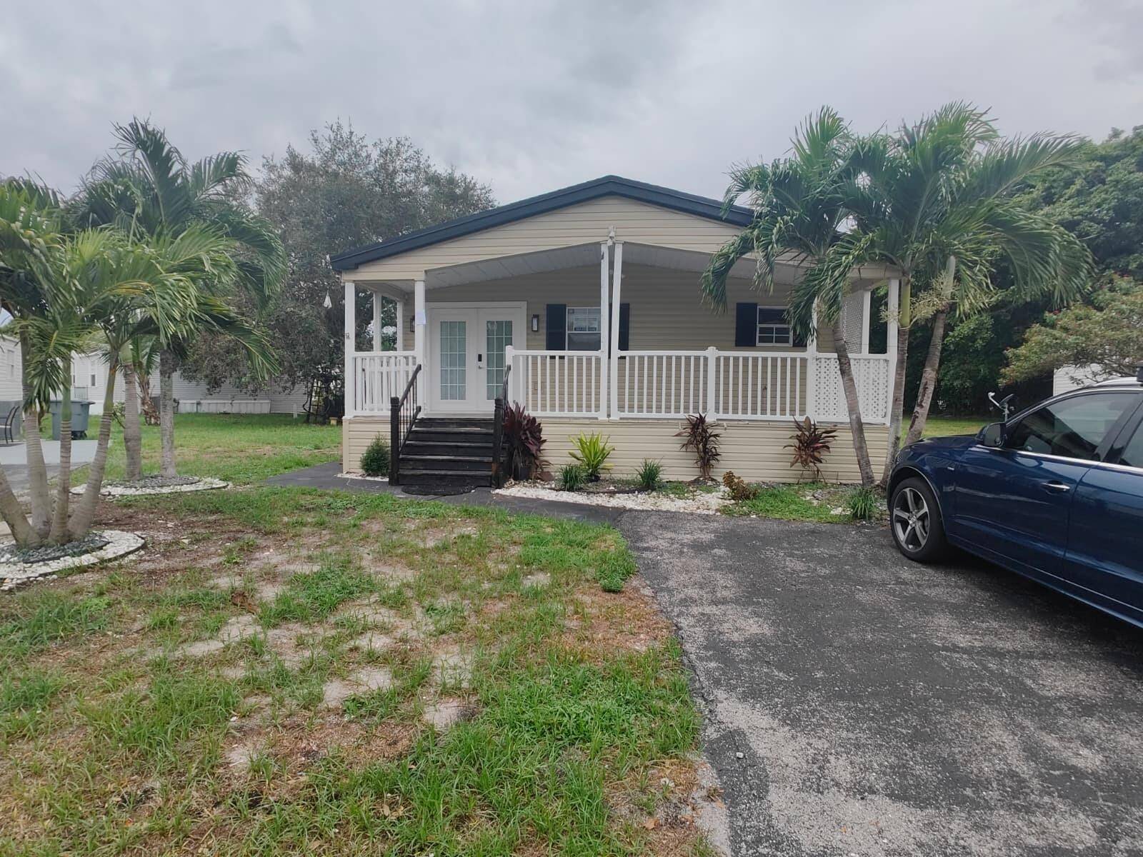 Beautifully updated spacious 3 Bed 2 Bath home 1, 680 Sq Ft All appliances included, central air heat, and a bright open concept layout that's perfect for families and entertaining.
