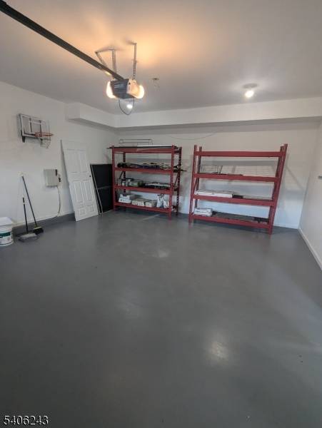 AWESOME MAPLEWOOD DEAL ! !