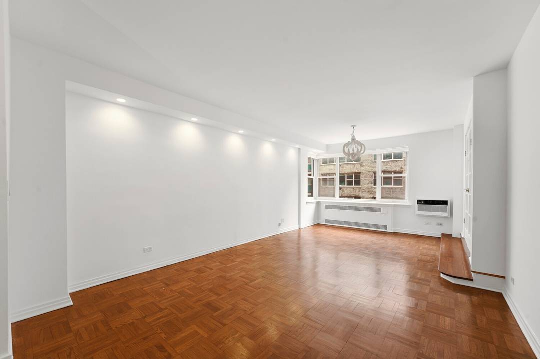 Welcome to Apartment 7F, a spacious and serene 1 bedroom convertible 2 residence offering over 900 square feet of flexible living space in the heart of the Upper East Side.