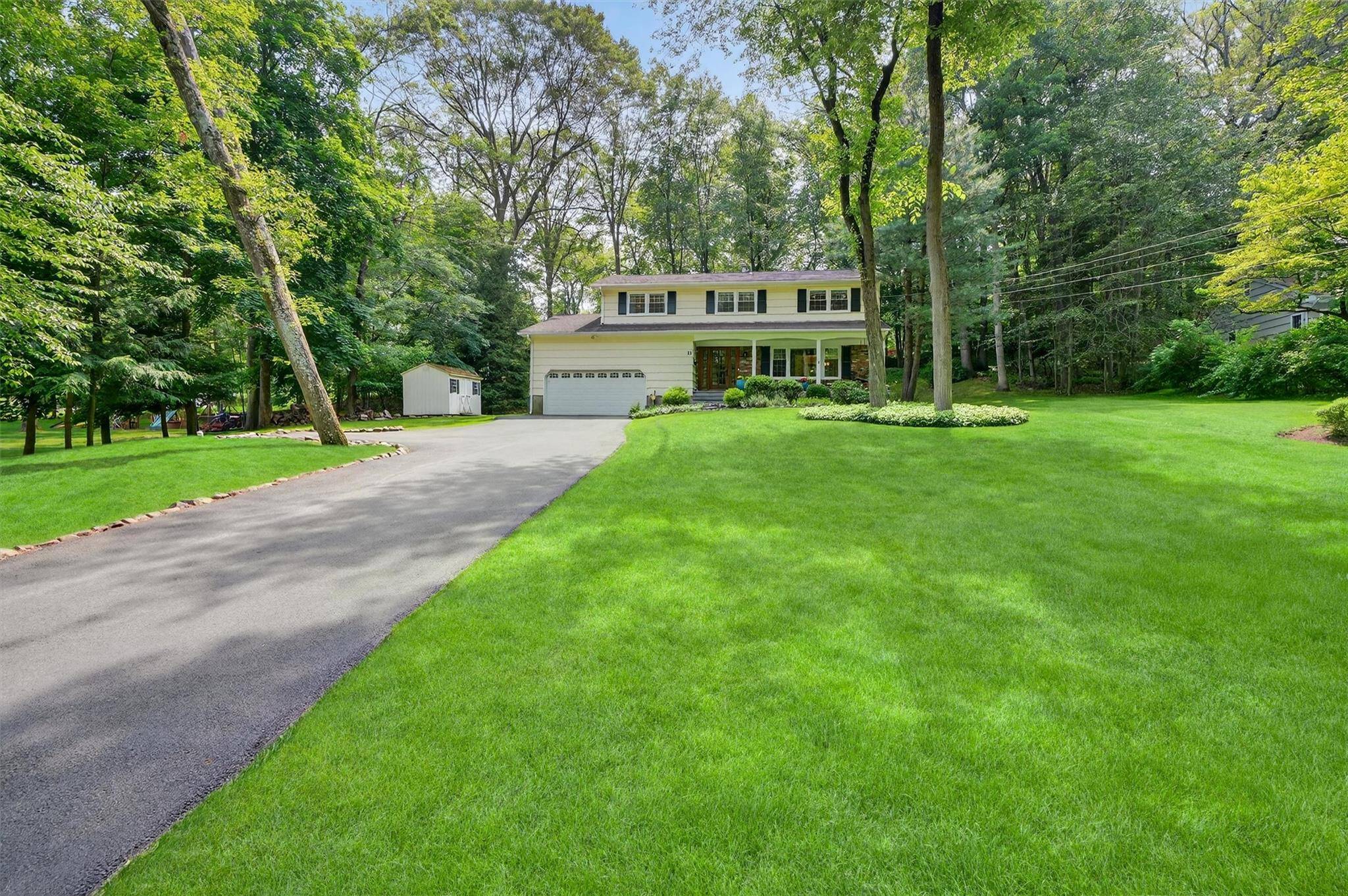 Welcome to 11 Robin Hood Road the heart of Montebello living.