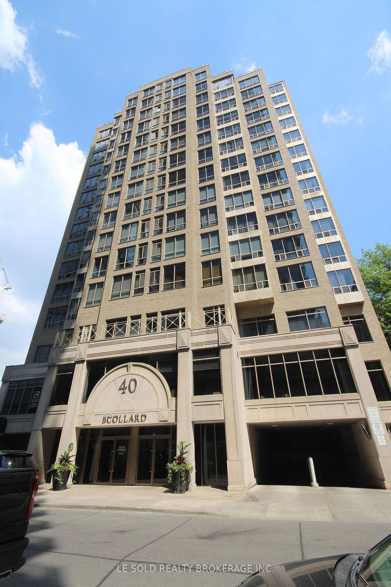 Bright And Spacious Furnished One Bedroom Unit For Lease, Boutique Condo Building Located In The Heart Of Yorkville.