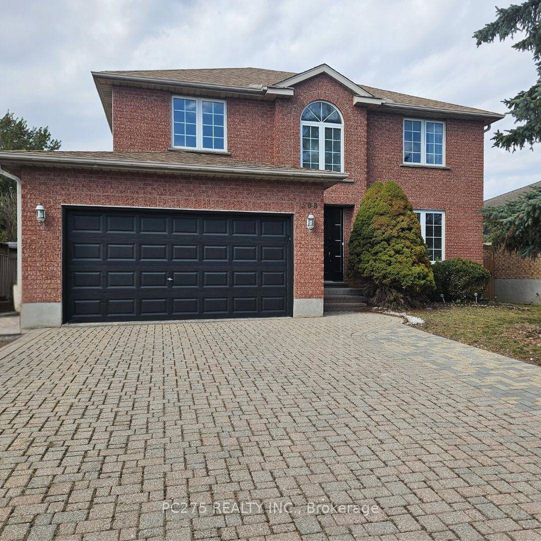 Spectacular 2 Storey home with 3000 sq ft, 3 3 bedrooms, 5 full bathrooms excellent for multifamily household home with income with a legal 3 bdrm, 2 bathroom apartment.