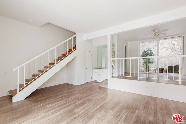 28396 REY DE COPAS LN 3BR Malibu La