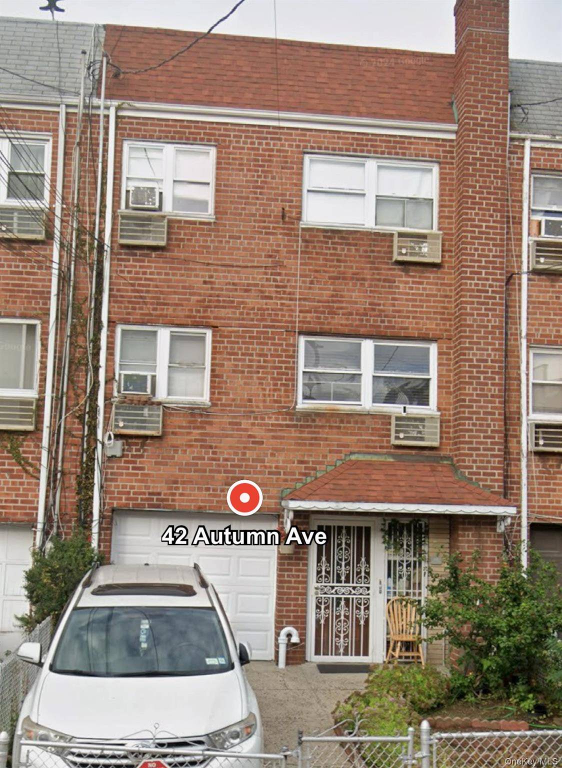 Beautiful and well maintained 3 family building offering excellent investment potential.