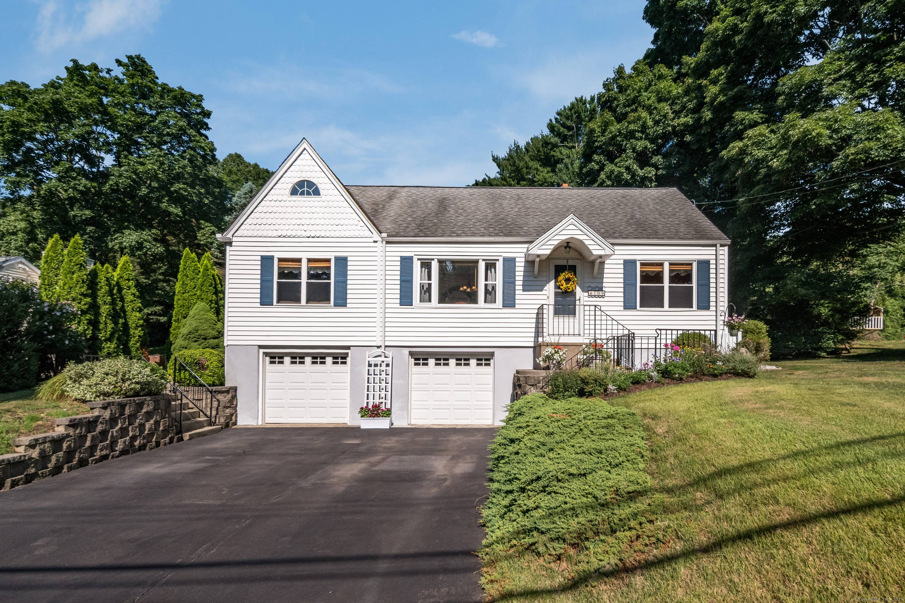 Welcome to this enchanting 4 bedroom, 2 bathroom Cape Cod style home in the heart of North Haven, where classic charm meets modern elegance.