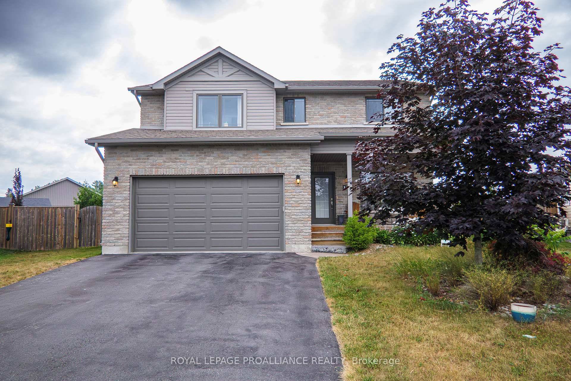 Looking for a fantastic family home located in a great neighbourhood in the South end of Brighton, close to harbourfront, marina amp ; Presquile Prov.