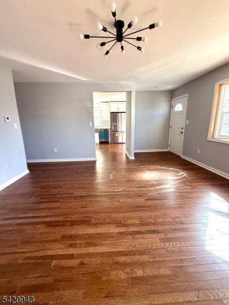 Buyer's opportunity ! Fully renovated home offering TWO units, each unit features 3 bedrooms.