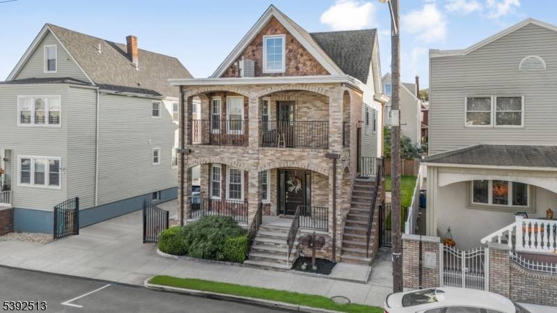Welcome to 124 Devon Terrace, a beautifully maintained two family home offering the perfect balance of space, privacy and modern design.