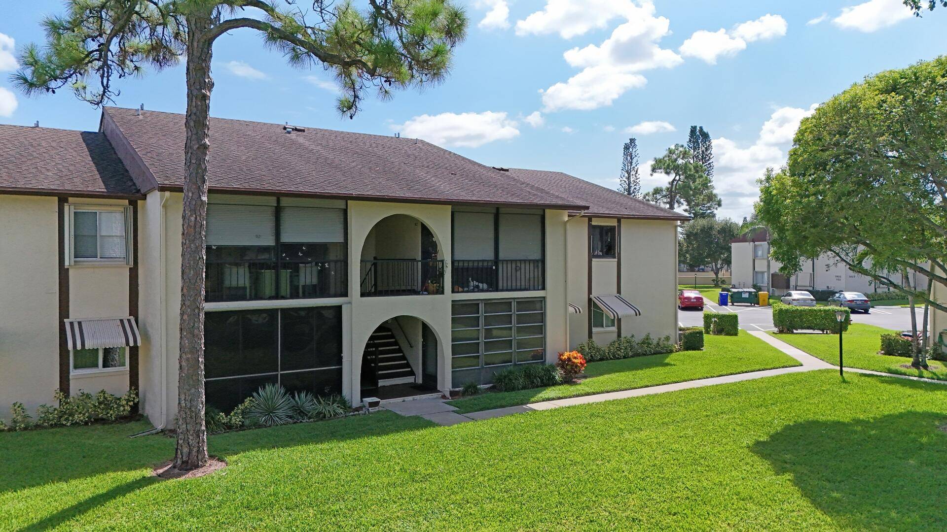 Welcome to this charming 1 bedroom, 1 bath home in La Pinata.