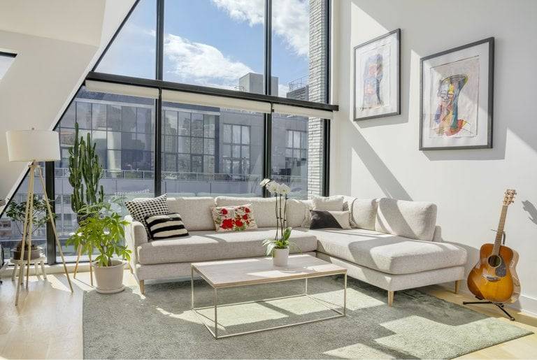 Penthouse with Private Rooftop TerraceExperience elevated living in this exceptional floor through penthouse featuring two bedrooms and two bathrooms.