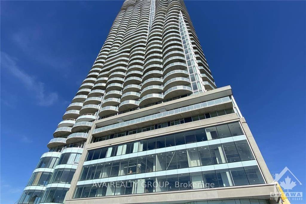 Welcome to The Icon Ottawa's tallest and most prestigious address !