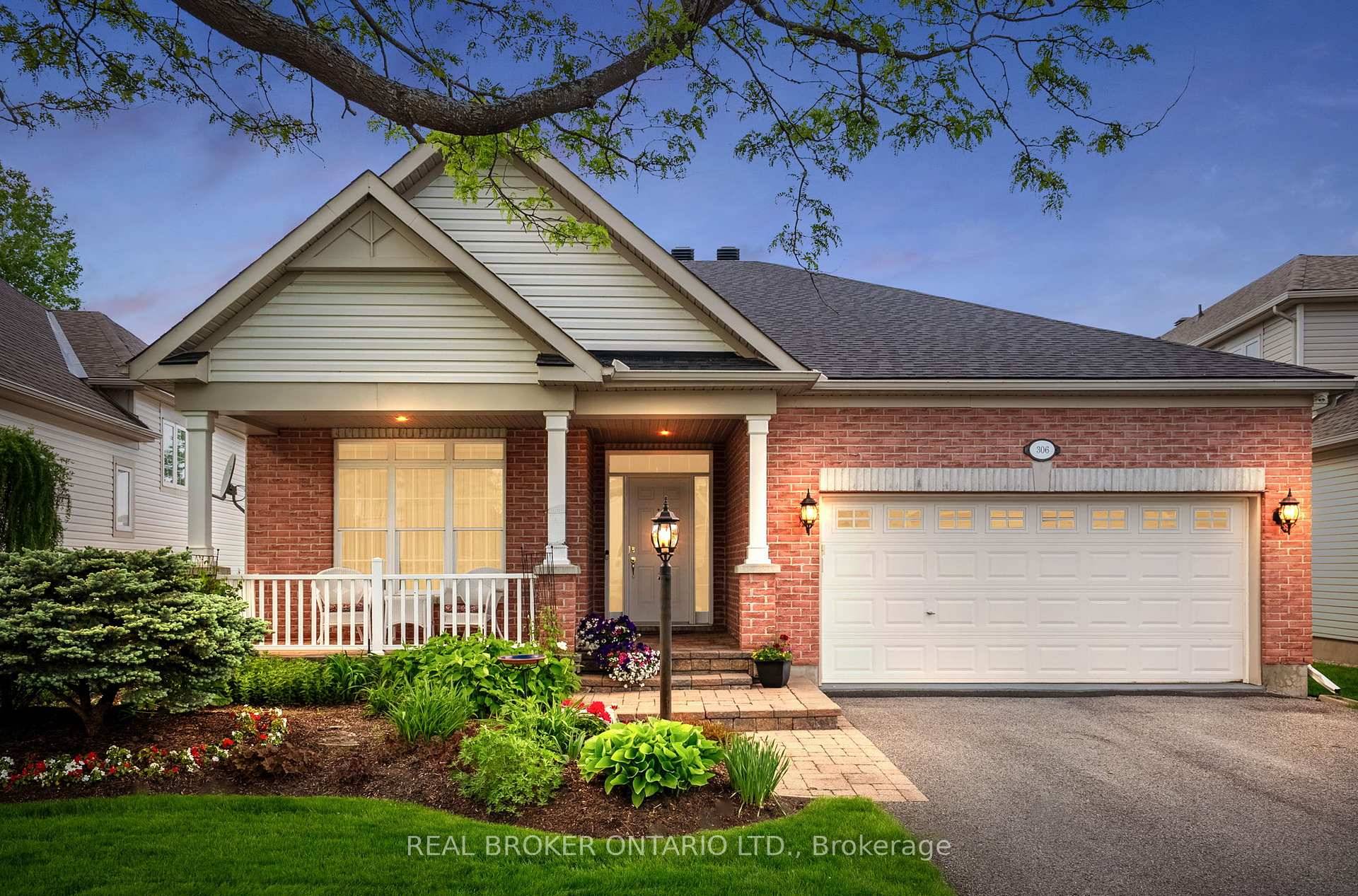 Golf Course Bungalow with Private Backyard Oasis on Coveted Calabar Court Nestled on a quiet cul de sac in the heart of Stonebridge, this elegant 3 bed, 2 bath bungalow ...