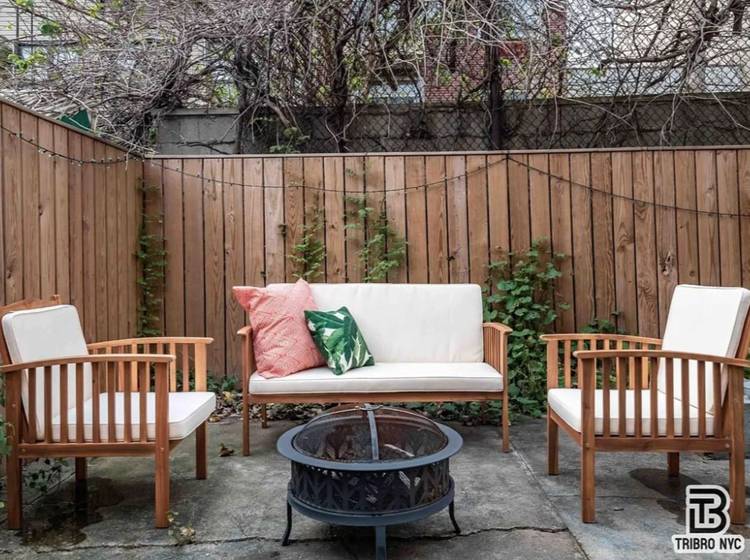Extraordinary 5BR 4BA Duplex with Courtyard, Garden amp ; Private Terrace Experience an exceptional level of space and outdoor living in this stunning 5 bedroom, 4 bathroom duplex featuring a ...