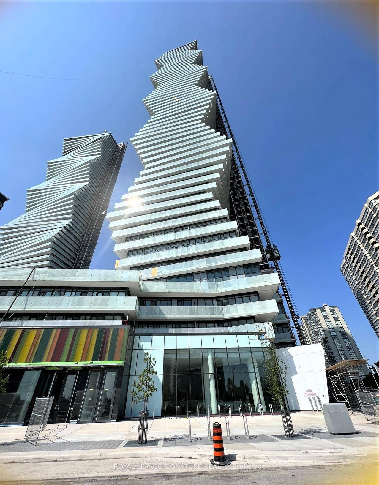 LAKE VIEW ! ! A modern condo apartment offers stylish and efficient living spaces with contemporary amenities and conveniences for urban dwellers.