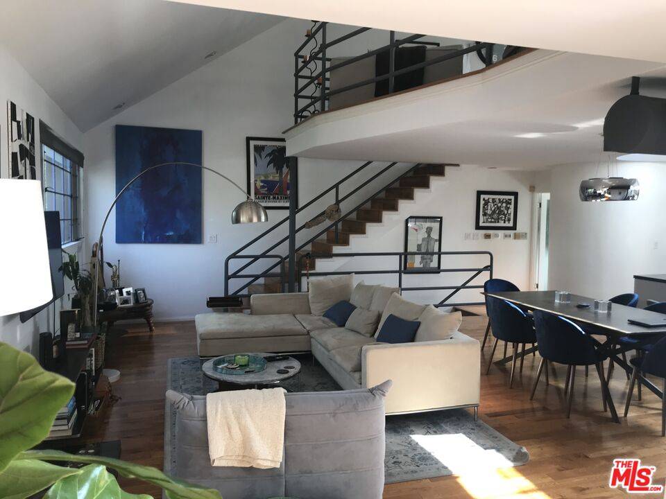 1015   Marine St 2BR Santa Monica La