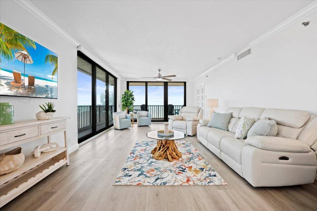 Escape to a winter paradise like no other with Almost 2000 SF of living space !