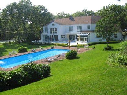 Wonderful 6 Bedroom Home With Pool & Tennis in Sagaponack