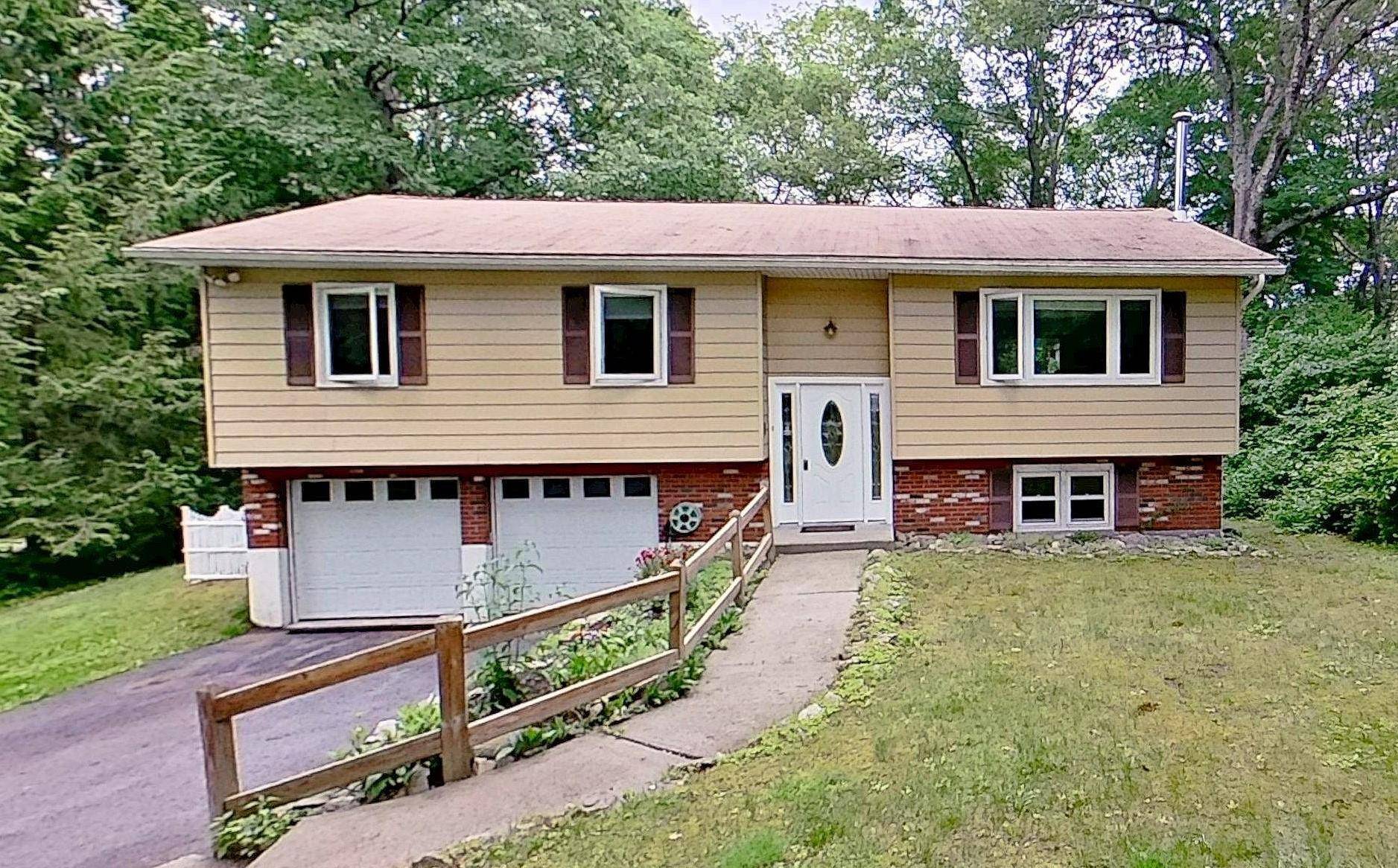 Located in the desirable Bunker Hill Estates neighborhood in Stormville near a cul de sac, 81 Ritter Road presents a well maintained, updated bi level home.