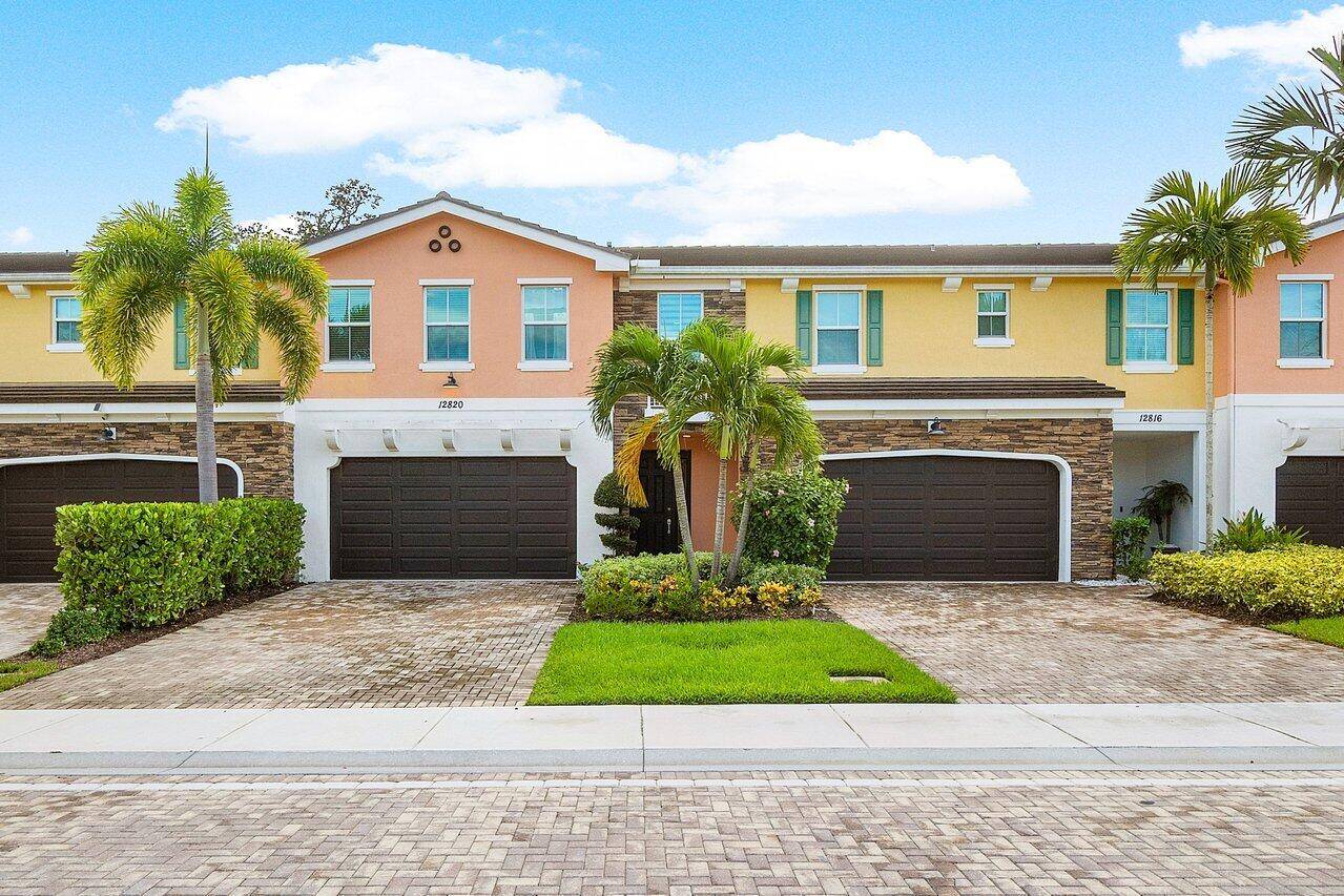 Trevi Isle is the best kept secret in Palm Beach Gardens !