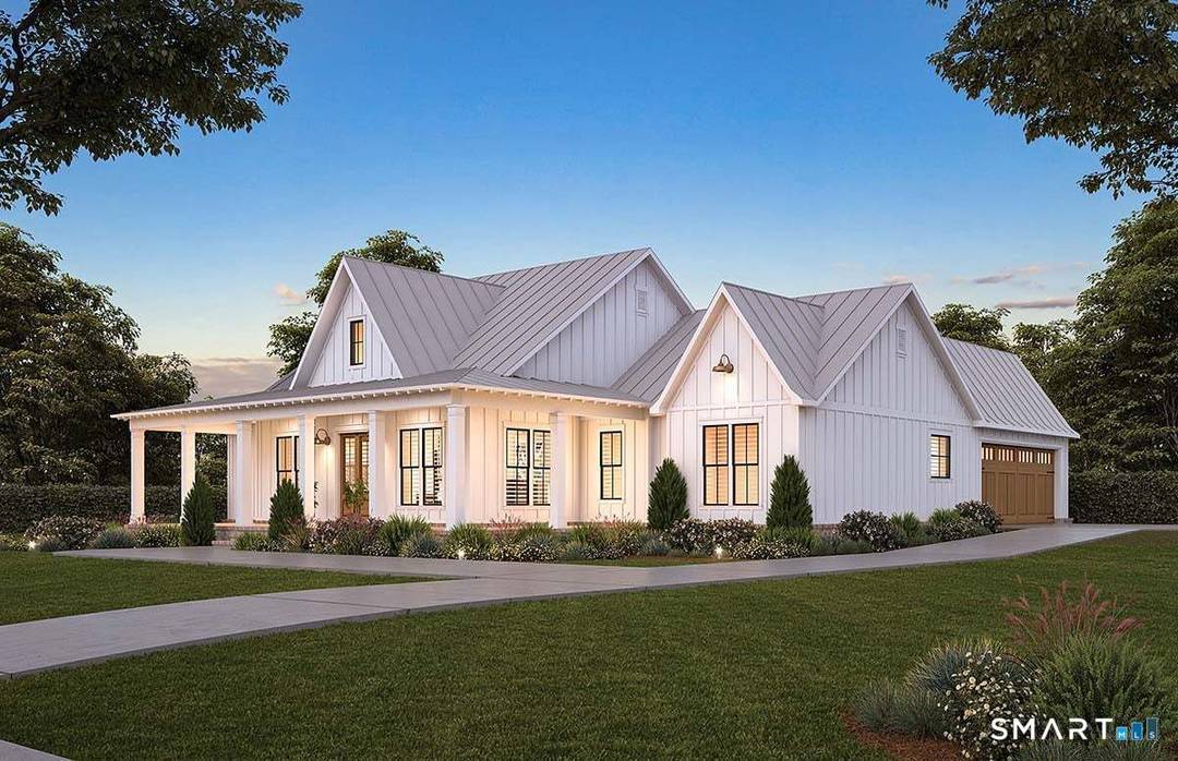 Custom home to be built on Pattagansett Lake.