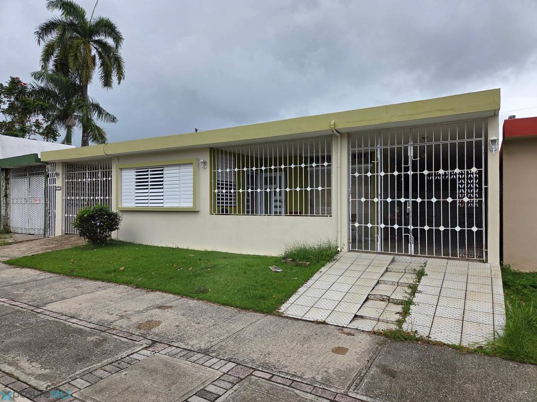 LUIS M MARIN House Caguas