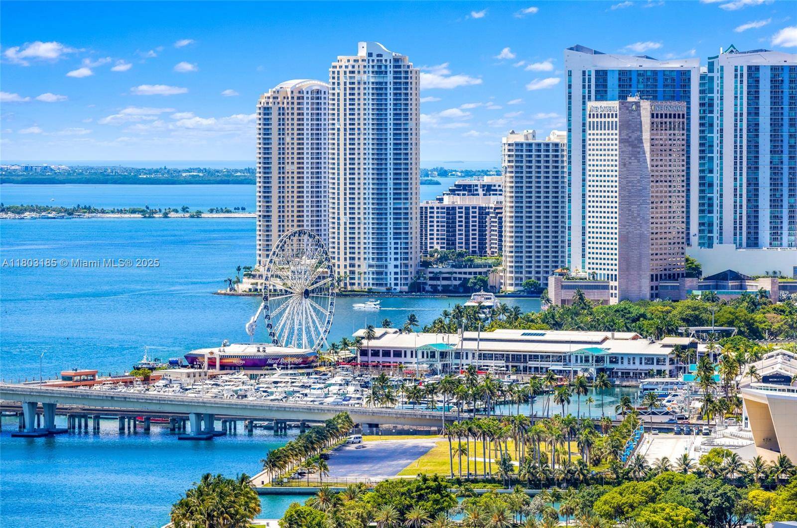 Prime Location in the heart of Miami with Stunning Views !