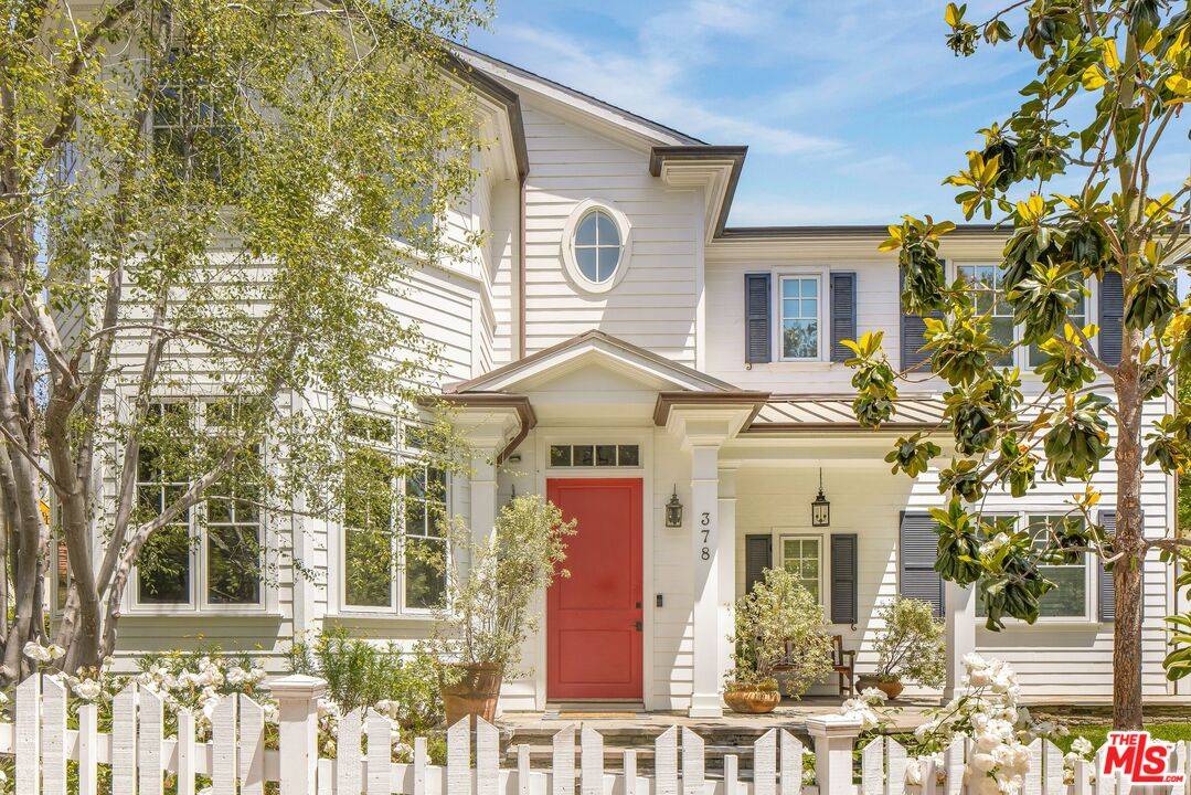 378  N Skyewiay Rd 5BR Brentwood La