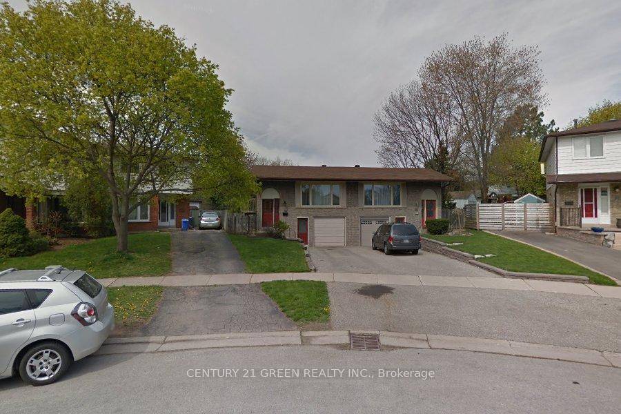 This fully furnished, newly renovated basement apartment in Oakville's sought after College Park community offers a spacious and modern living experience.