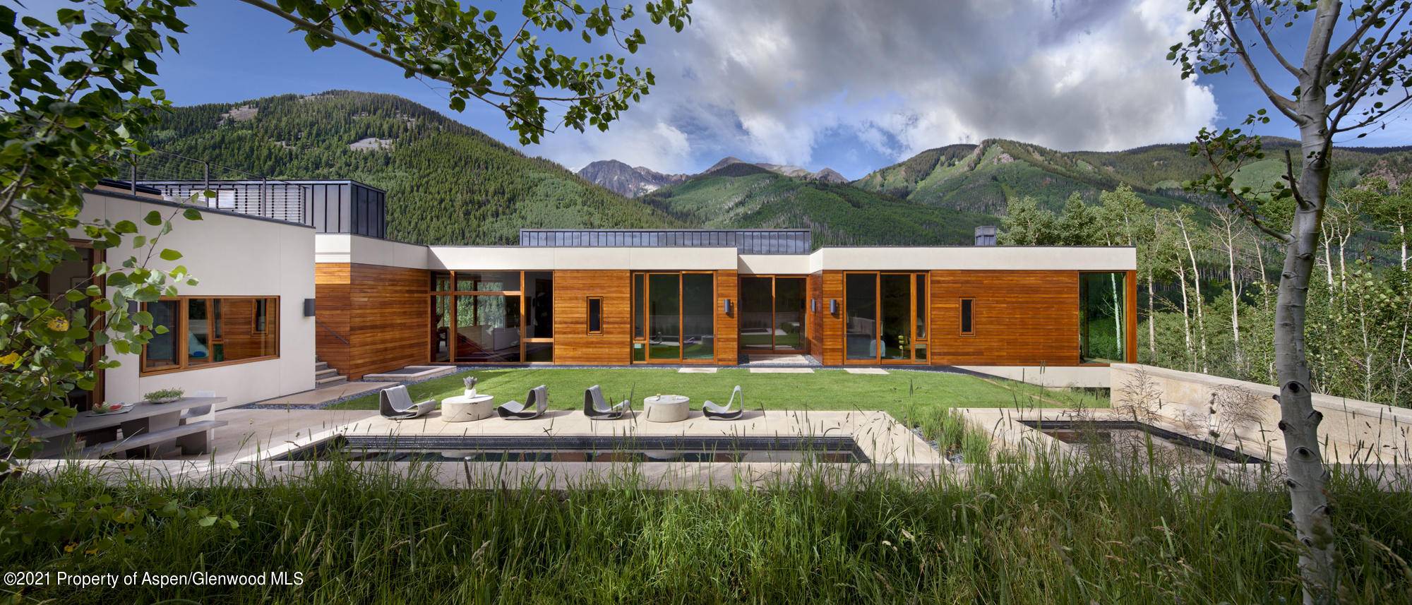Arguably one of the most spectacular homes in the Aspen area, this residence was meticulously designed by the owner's international design team.