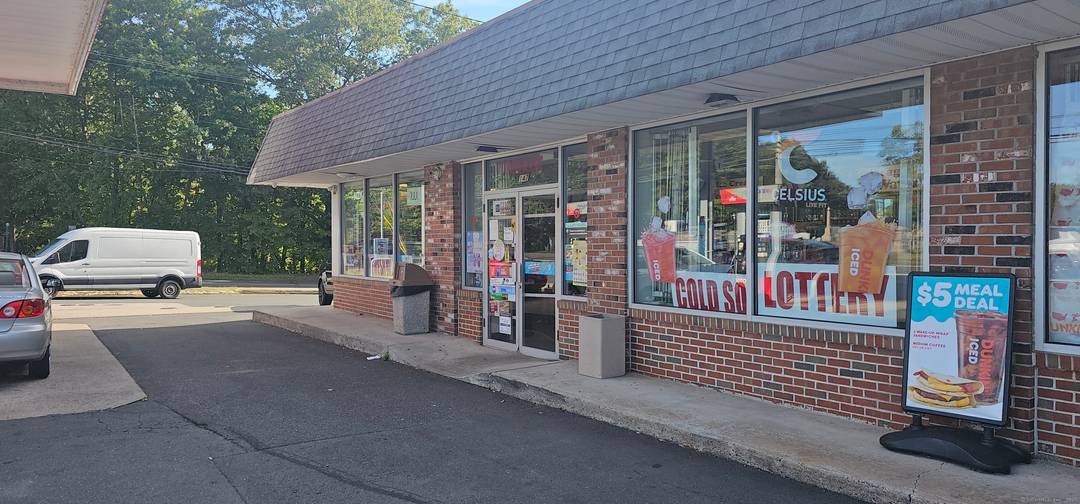 Very busy small business opportunity, heavy traffic, close to exit off highway.