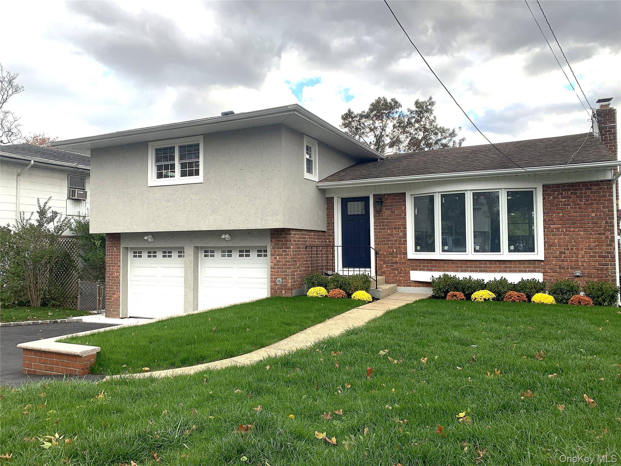 Won't last long ! ! ! Amazing, All Updated, beautiful, luxurious home to call your own !