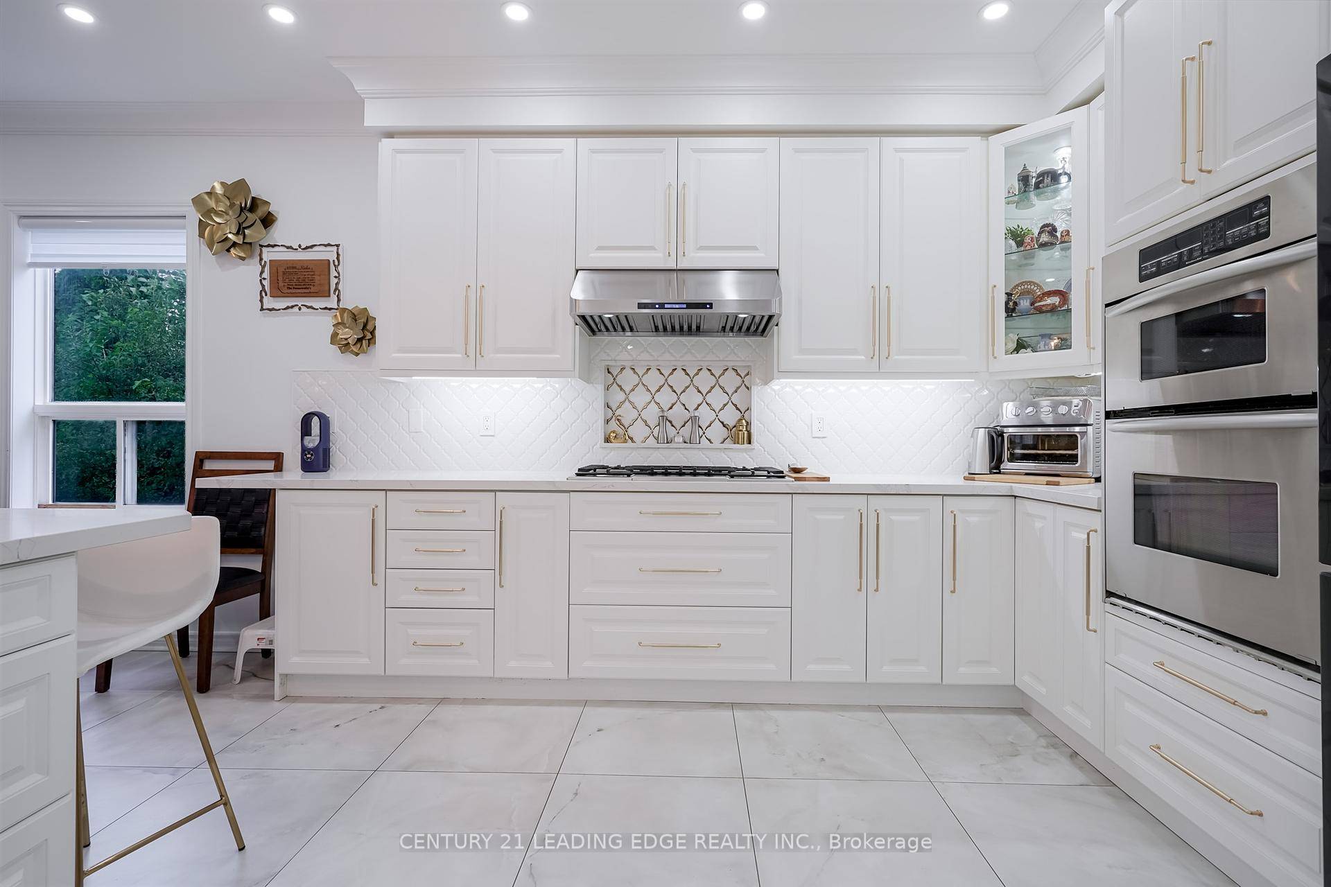 Looking for a WOW home ? With its unique features and impressive details, this home is sure to exceed your expectations.